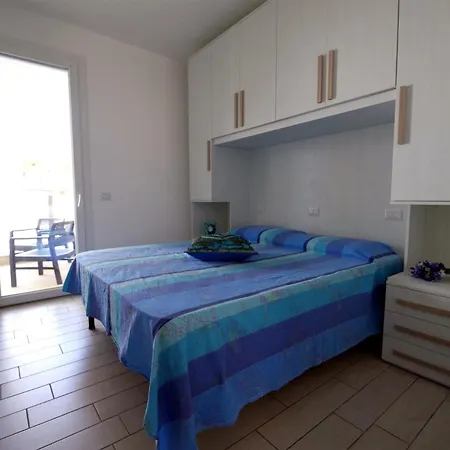 Pomposia Superba Super Accessoriata A Ridosso Della Spiaggia Villa *